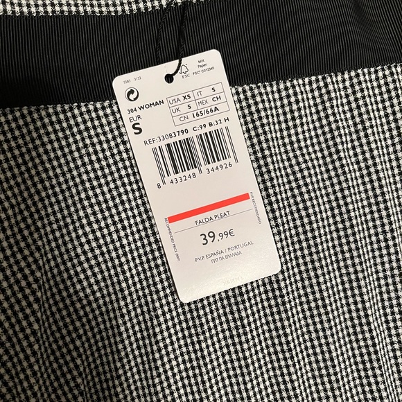 MANGO Pleated Skirt NWT - Picture 2 of 4